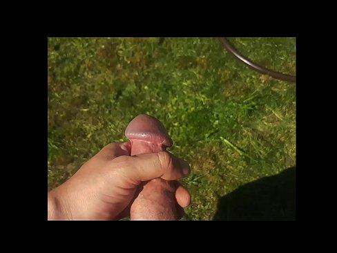 ❤️ Hottie beroa bere pussy arrosa izorratu egiten du eta udako lorategi batean squirt batekin esperma egiten du ️❌ Kalitatezko pornoa gurean eu.dickies-shop.ru ☑